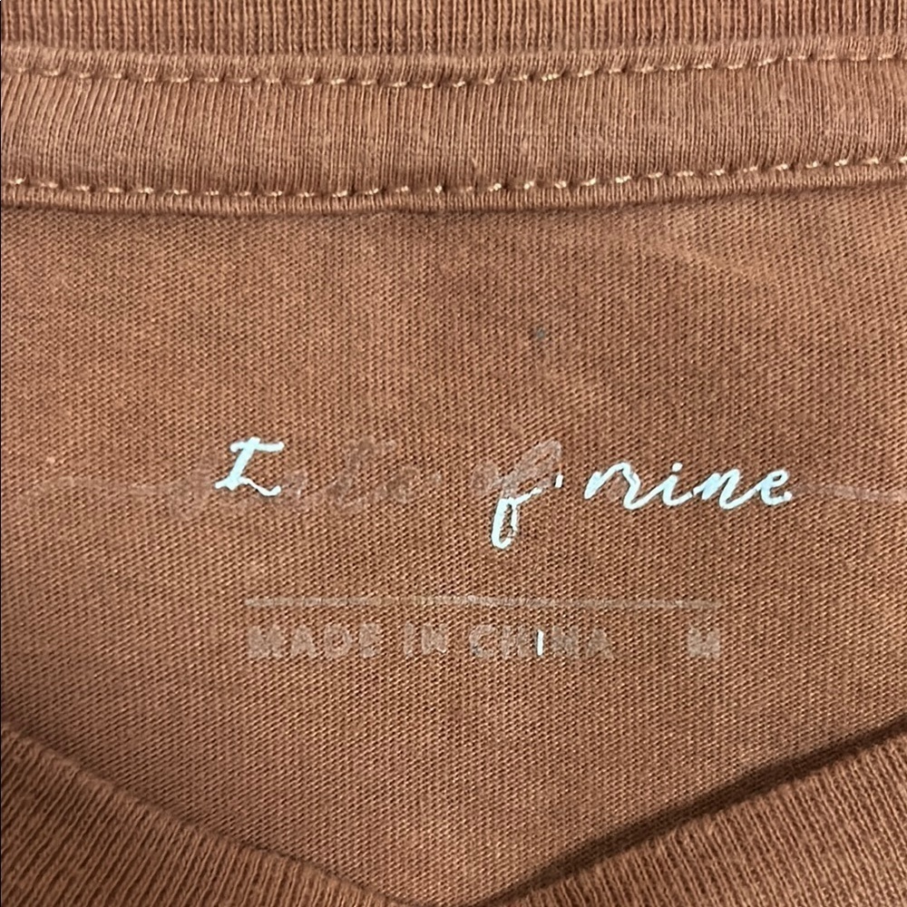 Thankful Mama Graphic T-Shirt - Picture 3 of 5